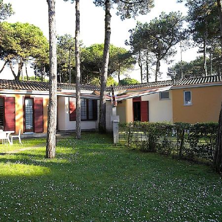 Villa Beethoven Lignano Sabbiadoro Buitenkant foto
