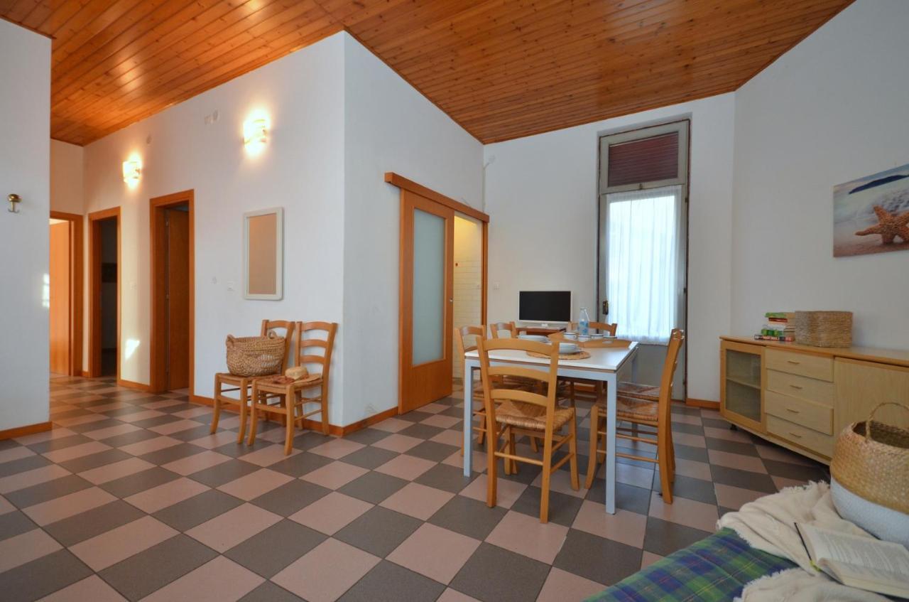 Villa Beethoven Lignano Sabbiadoro Buitenkant foto